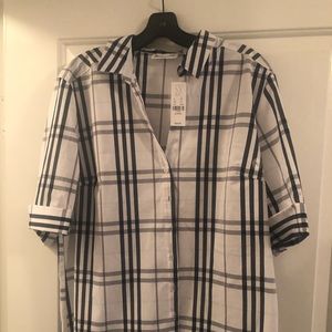 New York & Company Plaid shirt 👚